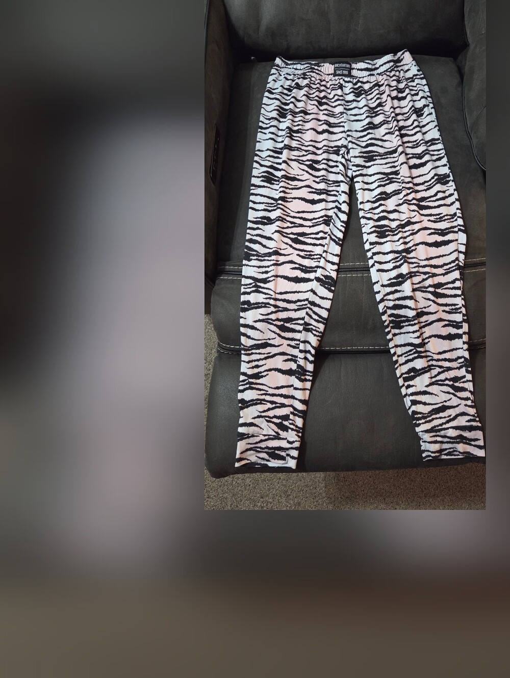 Juicy Couture Pink,Blue & Black Zebra Print Sleep Jogger Pants Sz M